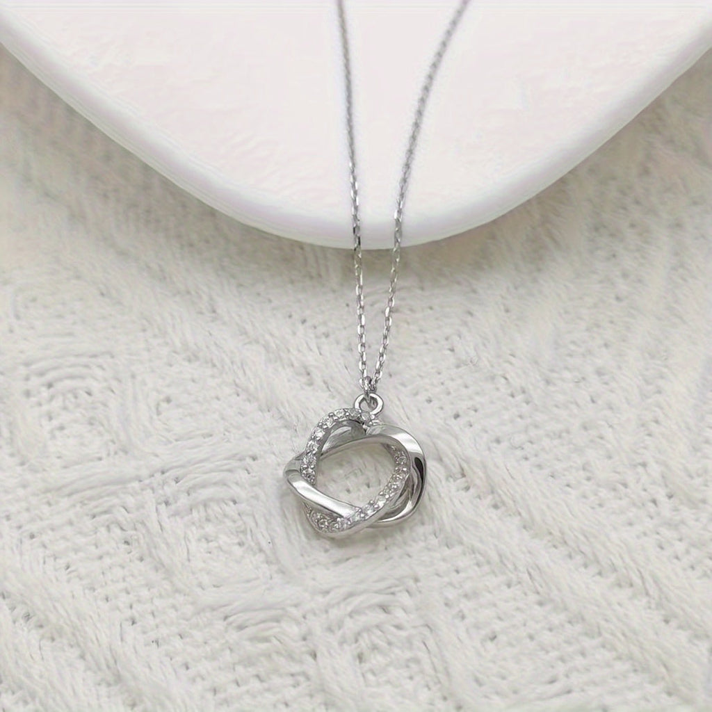 Elegantní Zlacený Visící Náhrdelník se Simulovanými Diamanty