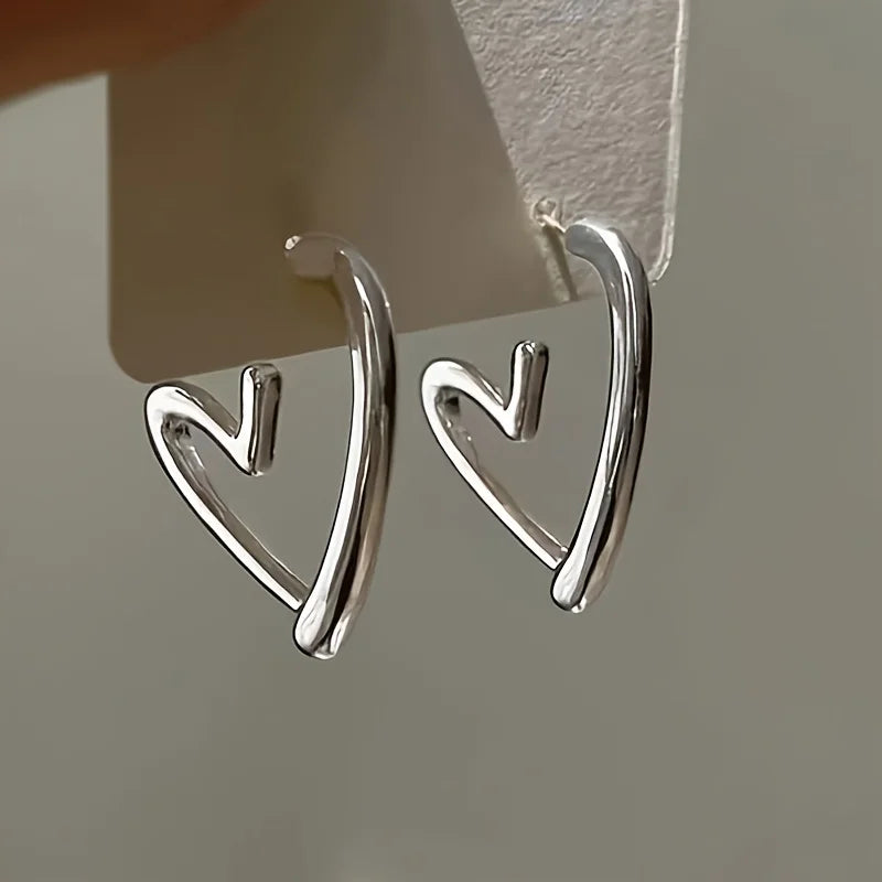 Elegantní Srdcové Náušnice z Růžového Zlata