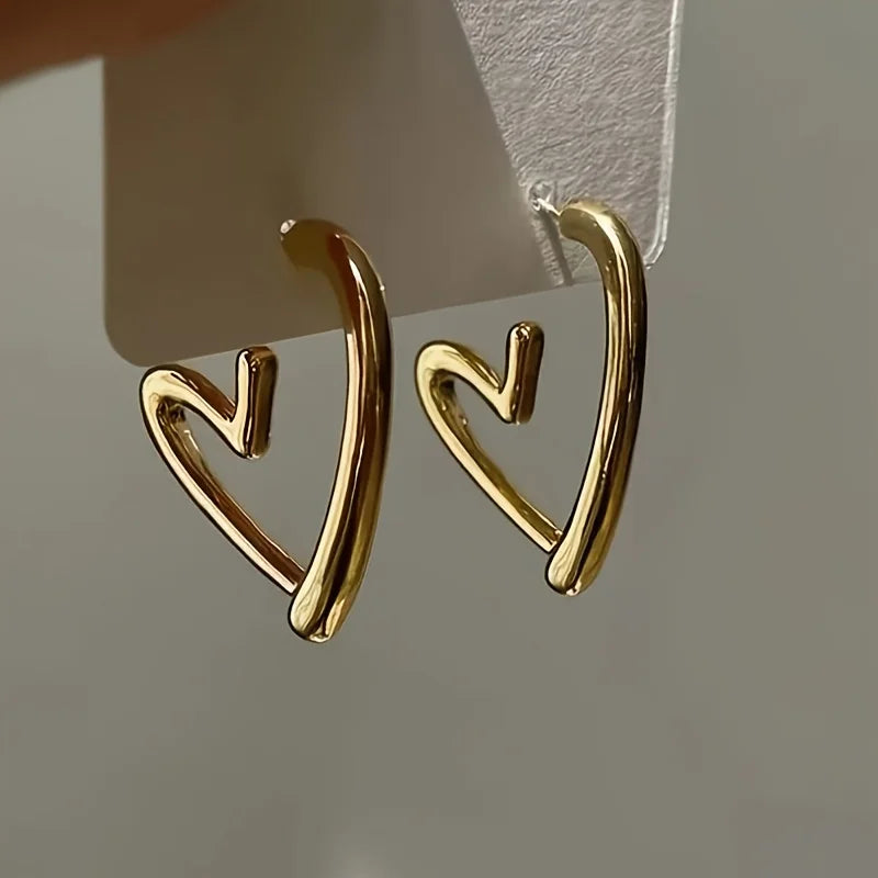 Elegantní Srdcové Náušnice z Růžového Zlata