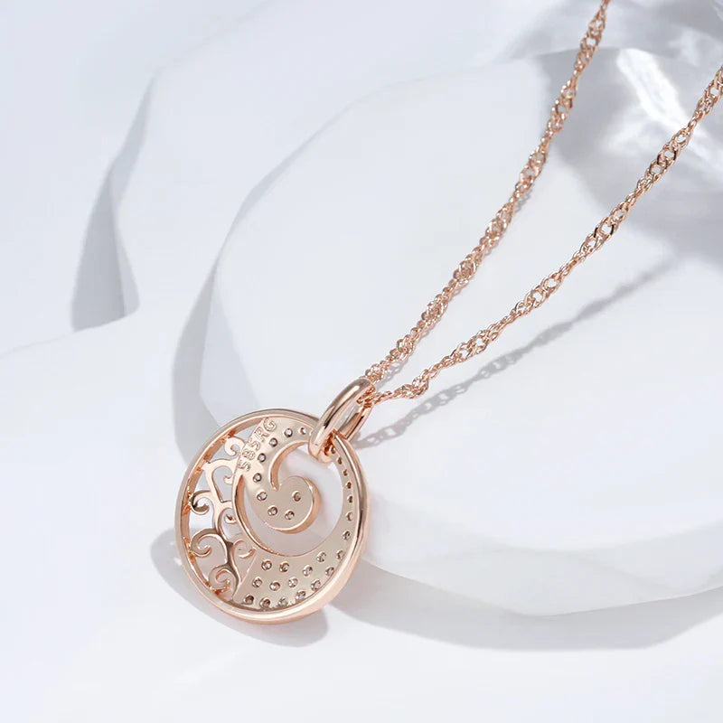Elegantní náhrdelník z růžového zlata s krystalovými květy