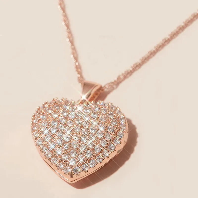 Elegantní Náhrdelník ve Tvaru Srdce z Růžového Zlata