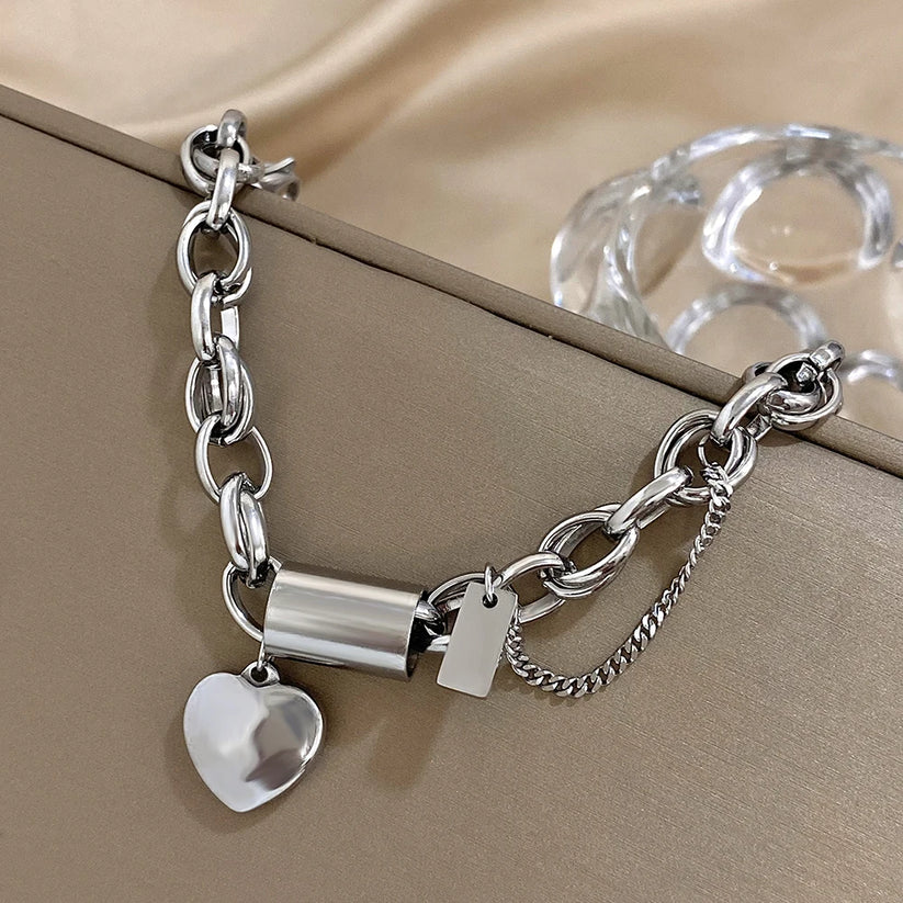 Elegantní Chunky Náramek z Bílého Zlata