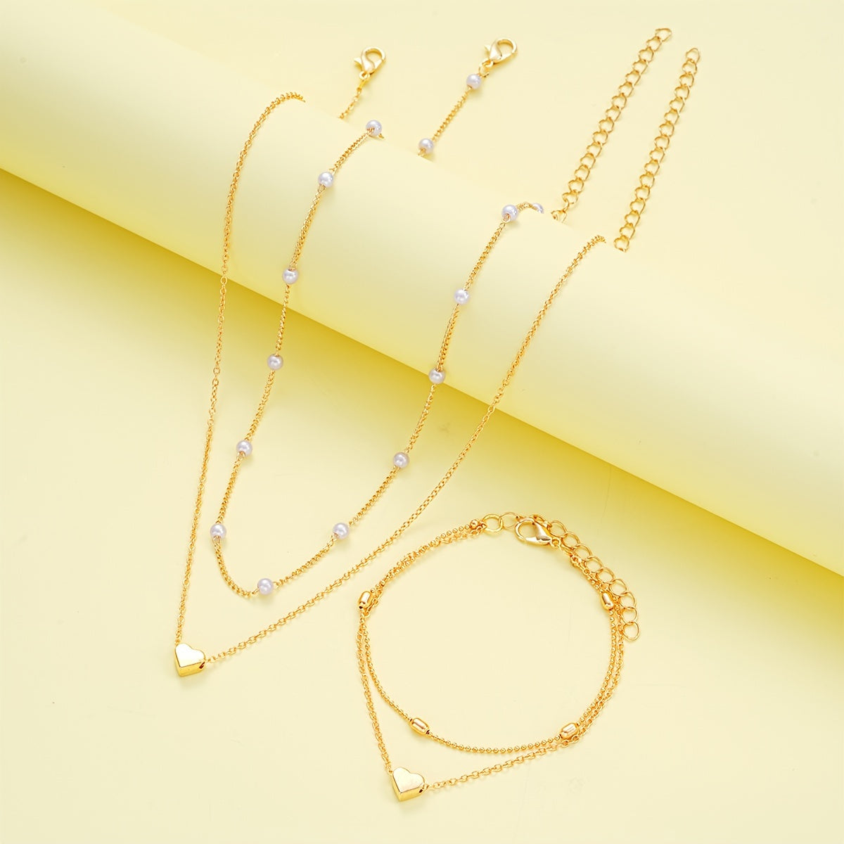 Stylová minimalistická souprava náhrdelníku a náramku